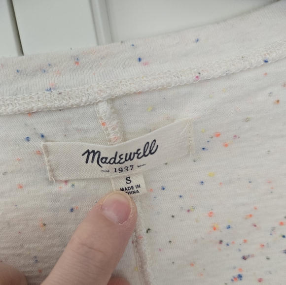 Madewell V-Neck T-Shirt - Picture 3 of 4